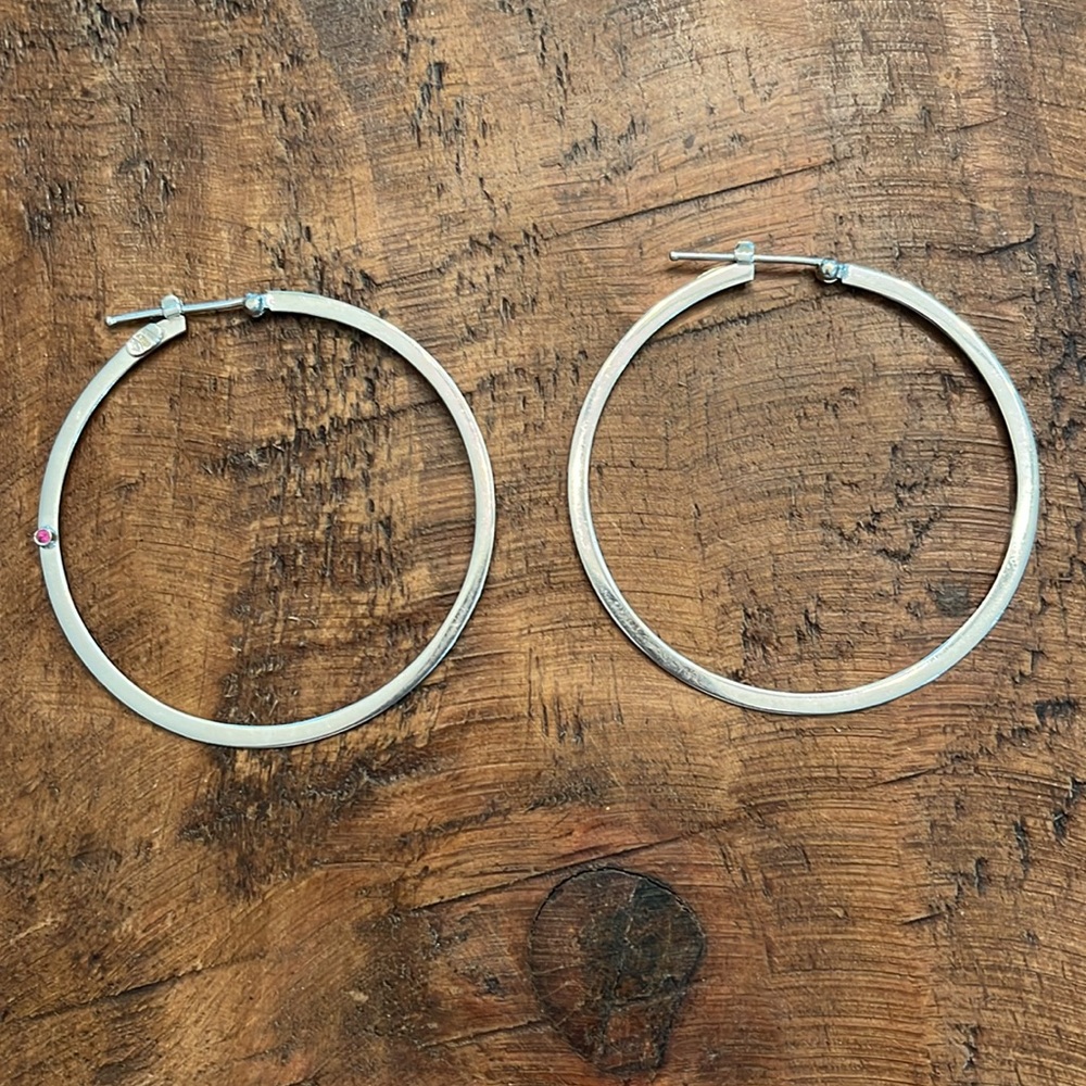 Robert Coin 18k White Gold Hoop Earrings - Picture 3 of 6